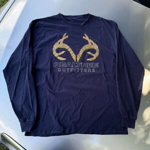 Navy and yellow long sleeve Realtree Outfitters shirt